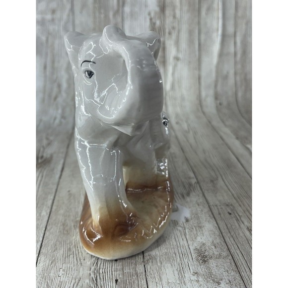 7” Vintage Ceramic Elephant Figurine with Baby Made in Brazil Good Luck Money - Picture 5 of 12
